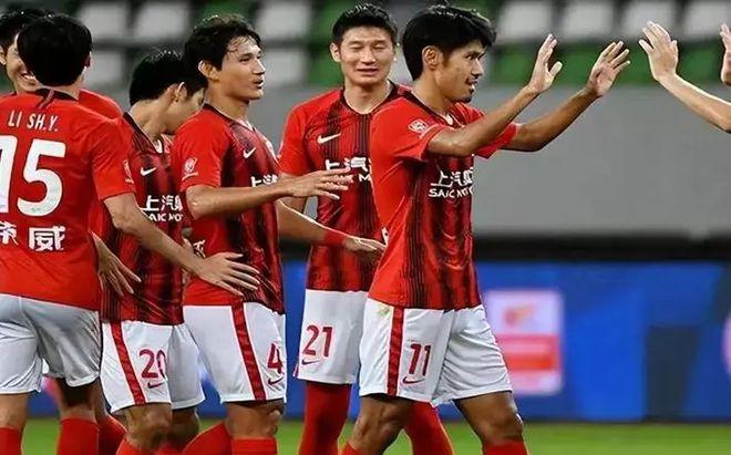 深圳新鹏城引援攻略：签下6名中超明星球员，其中包括两位上港名宿
